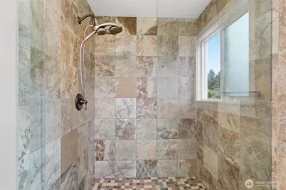 10927 NE 157th Street, Bothell, WA 98011 - Photo 28