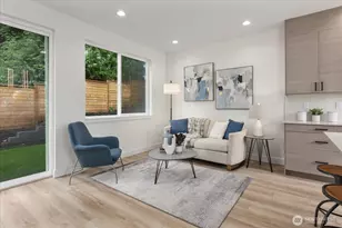 10330 Ashworth Ave N, Seattle, WA 98133 - Photo 6