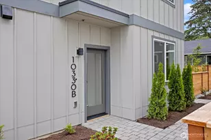 10330 Ashworth Ave N, Seattle, WA 98133 - Photo 2