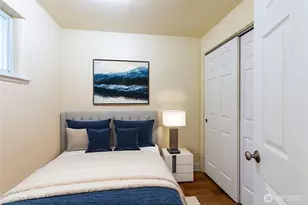 4733 Terrace Dr NE, Seattle, WA 98105 - Photo 8