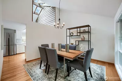 15301 SE 48th Drive, Bellevue, WA 98006 - Photo 8