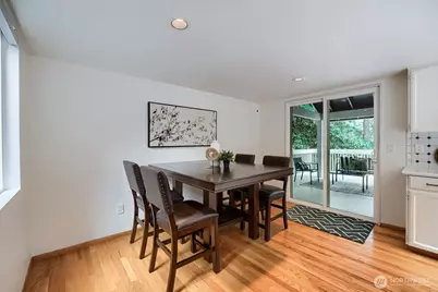 15301 SE 48th Drive, Bellevue, WA 98006 - Photo 12