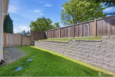 2203 116th Drive SE, Lake Stevens, WA 98258 - Photo 14