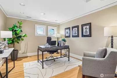 1616 Bigelow Avenue N, Seattle, WA 98109 - Photo 30