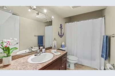 1357 Elma Place NE, Renton, WA 98059 - Photo 36