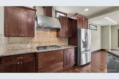 1357 Elma Place NE, Renton, WA 98059 - Photo 12