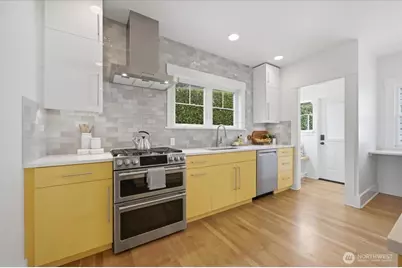 1902 NE 73rd Street, Seattle, WA 98115 - Photo 10