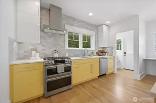 1902 NE 73rd St, Seattle, WA 98115 - Photo 10
