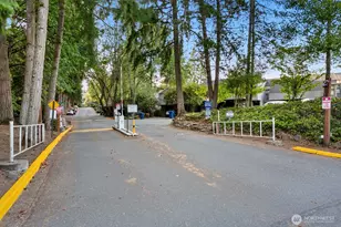 13832 66th Street NE, Redmond, WA 98052 - Photo 26