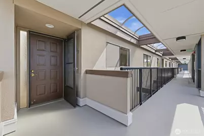 601 S 227th Street #407N, Des Moines, WA 98198 - Photo 4