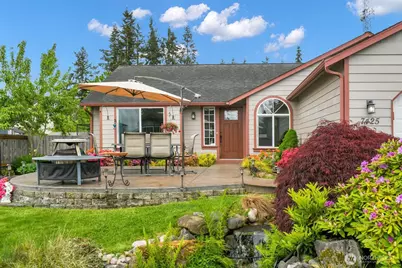 7425 3rd Drive W, Everett, WA 98203 - Photo 2