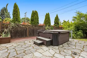 10222 NE 198th St, Bothell, WA 98011 - Photo 38