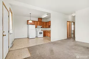 611 S 18th St, Tacoma, WA 98405 - Photo 8