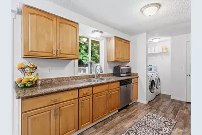 11040 N Skagit Street #A & B, Burlington, WA 98233 - Photo 26