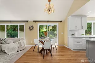 18055 NW Varese Ct, Issaquah, WA 98027 - Photo 10