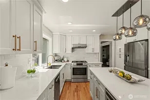 18055 NW Varese Ct, Issaquah, WA 98027 - Photo 6