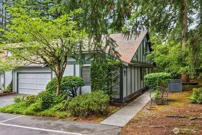 1805 Village Green Drive #16, Mill Creek, WA 98012 - Photo 2