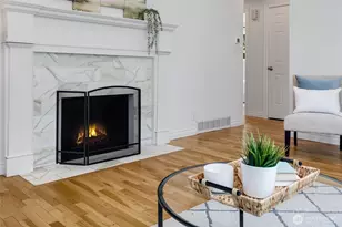 11516 Meridian Ave N, Seattle, WA 98133 - Photo 4