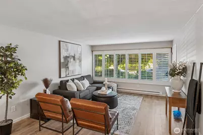 3661 24th Place W #107, Seattle, WA 98199 - Photo 4