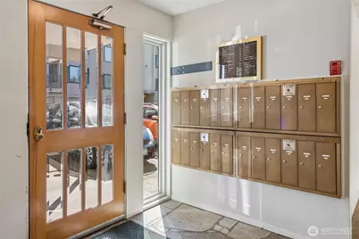3661 24th Place W #107, Seattle, WA 98199 - Photo 18