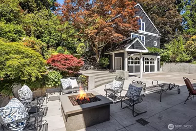 5506 NE Penrith Road, Seattle, WA 98105 - Photo 4