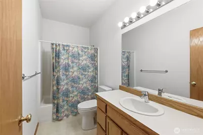 27630 NE Quail Creek Dr, Redmond, WA 98053 - Photo 32