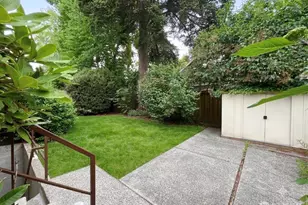 6746 24th Ave NW, Seattle, WA 98117 - Photo 4