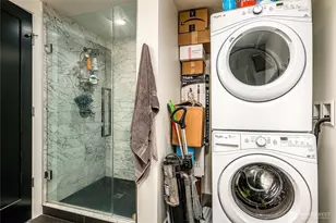 1321 Seneca St, Seattle, WA 98104 - Photo 24