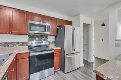 348 NE Holly Leaf Lane, Bremerton, WA 98311 - Photo 6