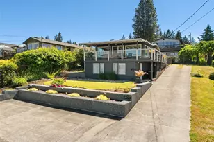 2519 Island Dr NW, Olympia, WA 98502 - Photo 30