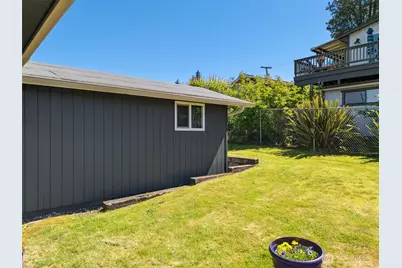 2519 Island Drive NW, Olympia, WA 98502 - Photo 22