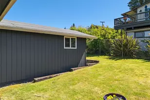 2519 Island Dr NW, Olympia, WA 98502 - Photo 22