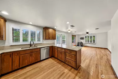 3192 Santa Fe Court, Camano Island, WA 98282 - Photo 8
