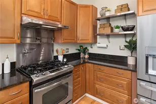 217 NW 6th St, Renton, WA 98057 - Photo 18