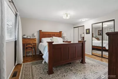 18027 10th Place NE, Poulsbo, WA 98370 - Photo 18