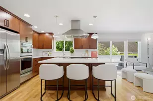 12910 NE 28th St, Bellevue, WA 98005 - Photo 16