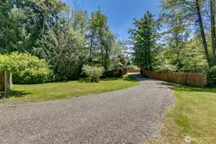 3827 212th St SW, Lynnwood, WA 98036 - Photo 4
