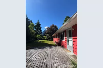 660 Commercial Avenue, Darrington, WA 98241 - Photo 12