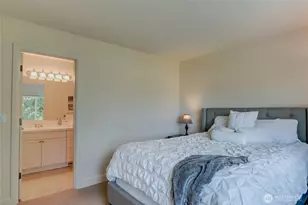 323 240th Pl SE, Sammamish, WA 98074 - Photo 26