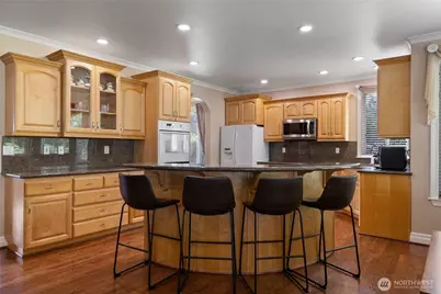 24714 64th Avenue E, Graham, WA 98338 - Photo 16
