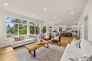 10223 NE 22 Pl, Bellevue, WA 98004 - Photo 4