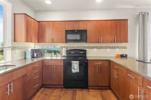 314 Bremerton Ave NE, Renton, WA 98059 - Photo 10