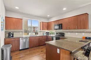 314 Bremerton Ave NE, Renton, WA 98059 - Photo 8