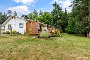 975 Ferry Ave, Coupeville, WA 98239 - Photo 32