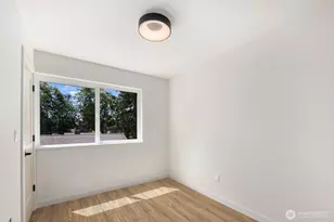1251 SW 151st St, Seattle, WA 98166 - Photo 14