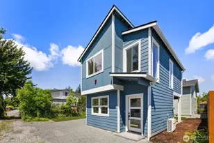 1251 SW 151st St, Seattle, WA 98166 - Photo 2