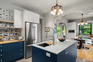 7541 Seward Park Ave S, Seattle, WA 98118 - Photo 12