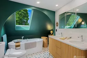 7541 Seward Park Ave S, Seattle, WA 98118 - Photo 18