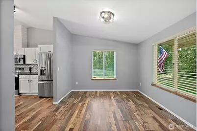8816 324th St E, Eatonville, WA 98328 - Photo 8