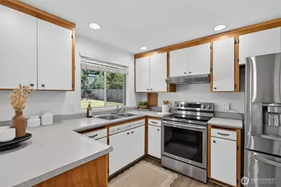 19209 Grannis Road, Bothell, WA 98012 - Photo 10